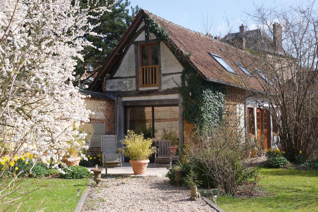 Au Fond Du Jardin Maison D'Hotes Saint-Saëns Rum bild